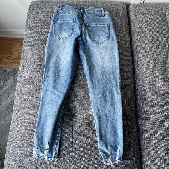 Light blue distressed ankle Jeans - Picture 3 of 7